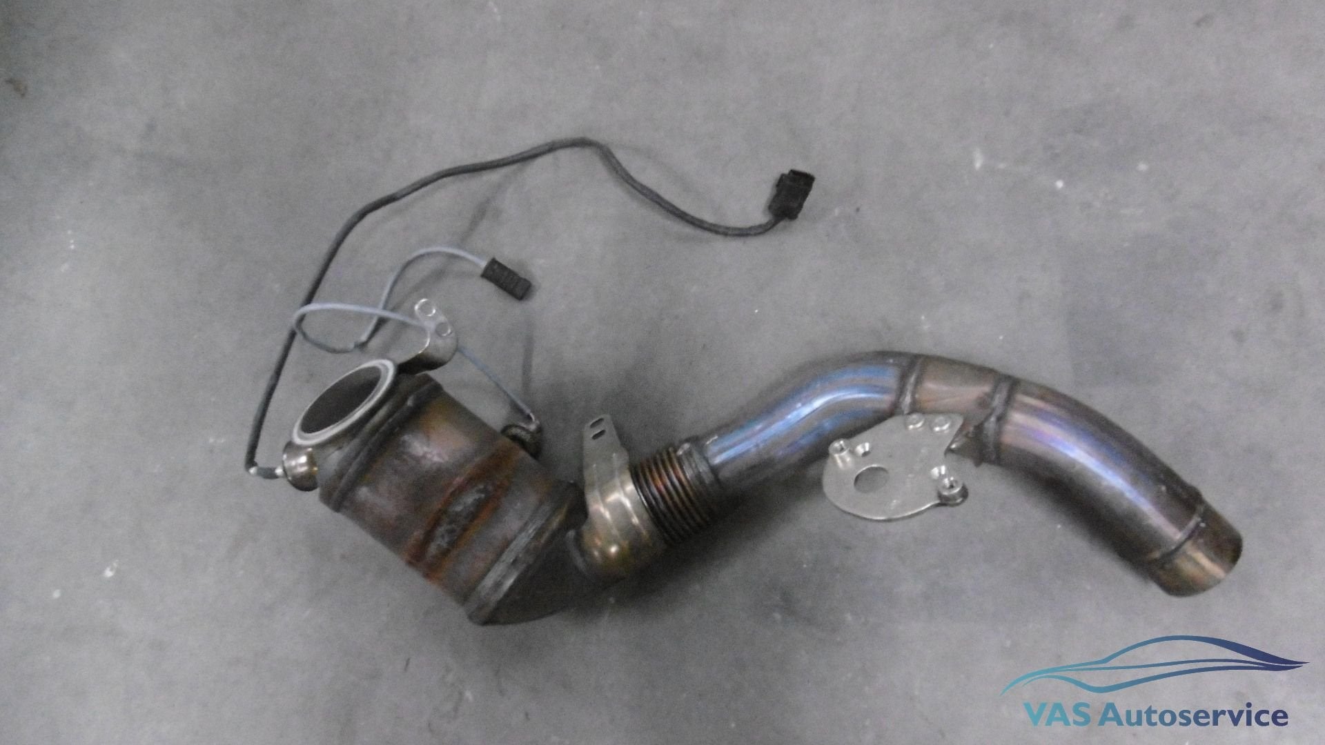 Katalysator  BMW 550i V8.   18 32 8 671 518, -, Origine de la pièce connue, Utilisé, -