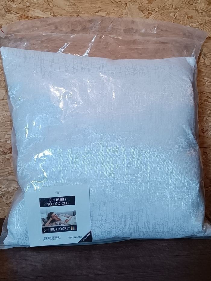 Coussin soleil d'ocre, Enlèvement ou Envoi, Neuf, Blanc, Carré