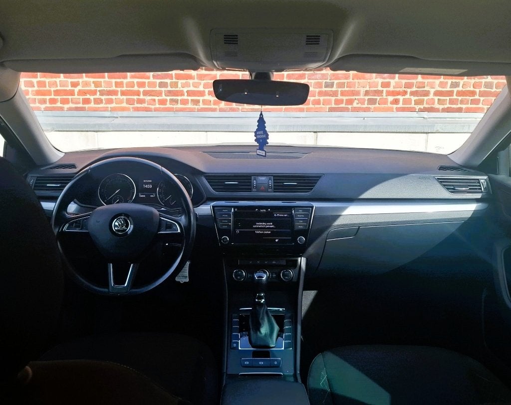 Magnifique Škoda Superb 1.6 TDI DSG Automatic — Euro 6, Autos, https://public.car-pass.be/vhr/9d08b74d-3456-4833-a202-1cb81e9a4732ps://public.car-pass.be