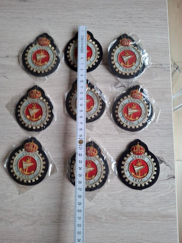 9 handgeborduurde badge-insignes met gouddraad, Ophalen of Verzenden