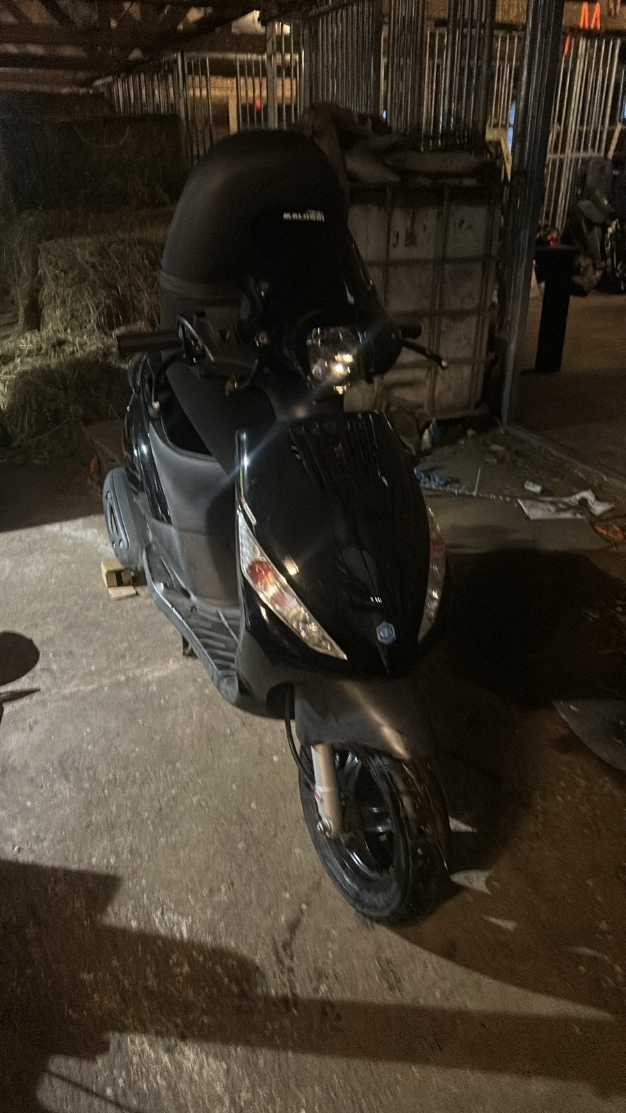 Piaggio zip a klasse, Vélos & Vélomoteurs, Enlèvement, Comme neuf, Bloc, Piaggio