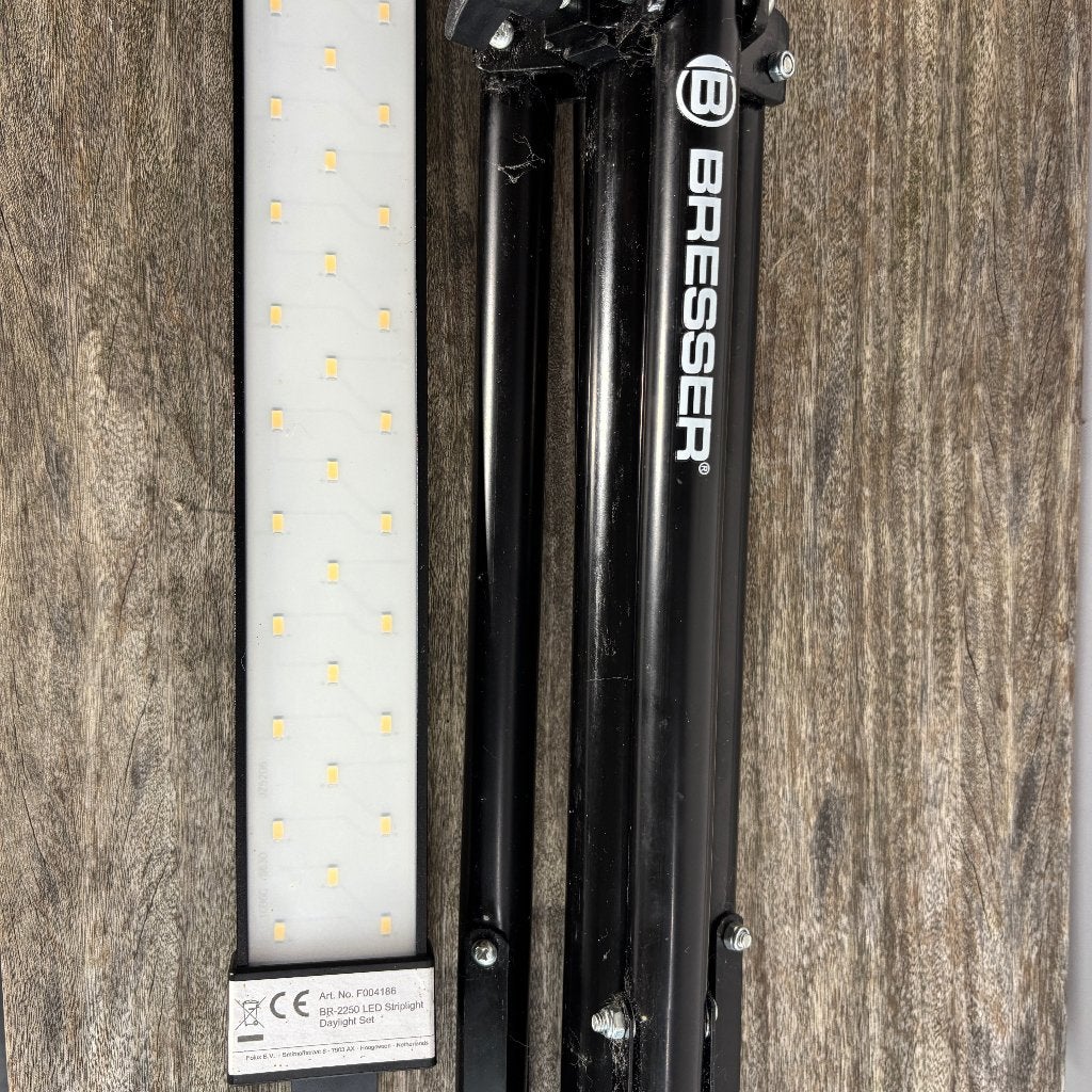 2 X Bresser BR-2250 LED striplight daglichtset, Variable, Bresser, Enlèvement, Utilisé