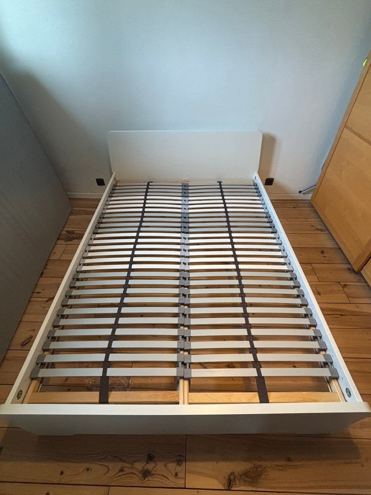 Lit double complet 140x200 (Cadre + Sommier + Matelas), Maison & Meubles, Lit double ikea, 140 cm, Enlèvement, Utilisé
