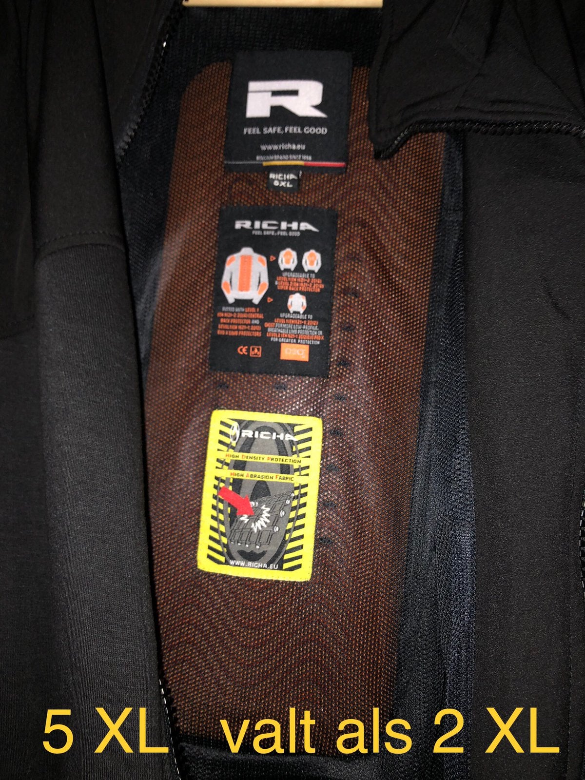 Motorvest met bescherming . RICHA, Motoren, Kleding | Motorkleding, Ophalen