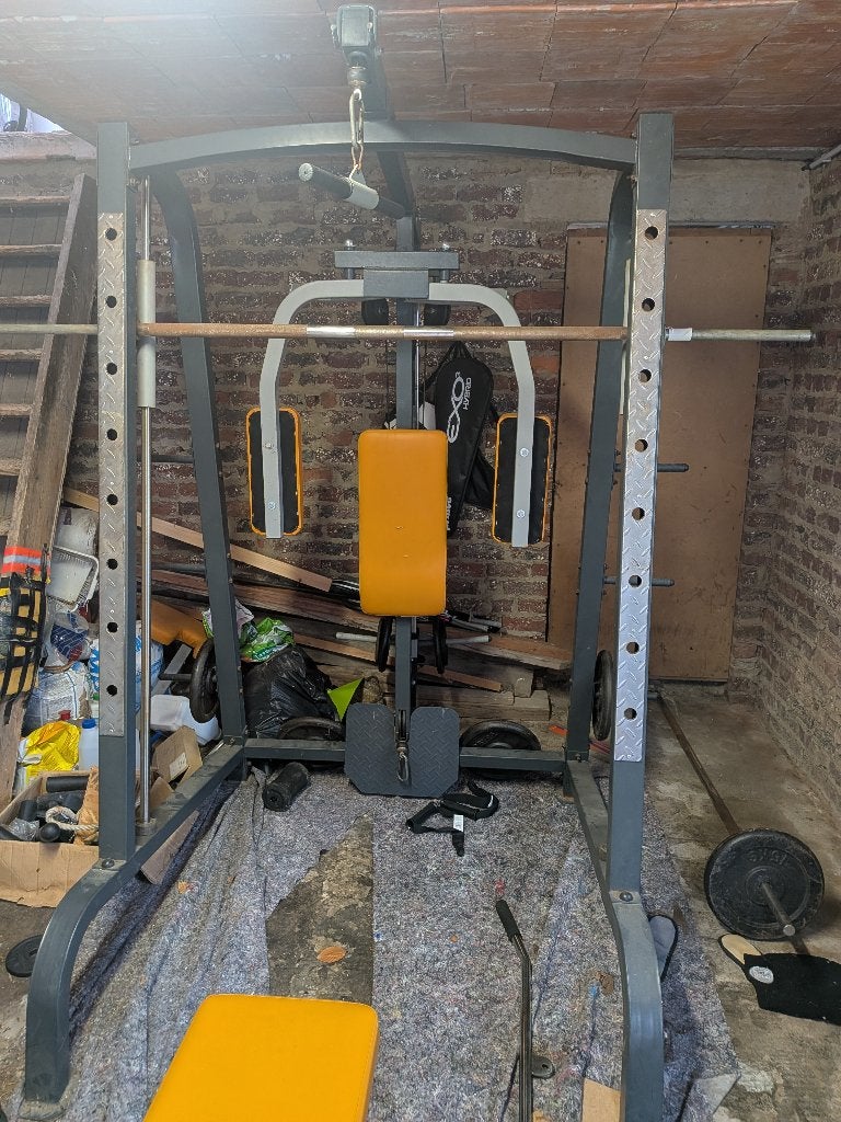 Complete Smith machine + kabelstation + 122 kg gewichten, Ophalen, Gebruikt, Benen, Halterschijven