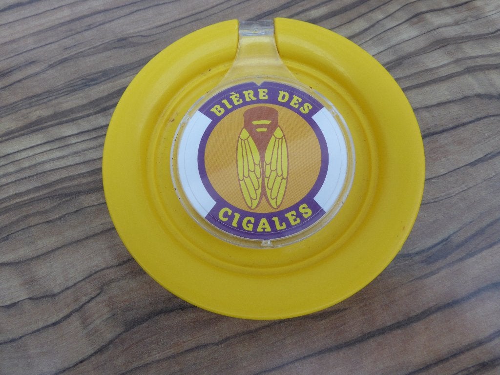 biere des cigales ramasse monnaie, Enlèvement ou Envoi, Utilisé, Panneau, Plaque ou Plaquette publicitaire