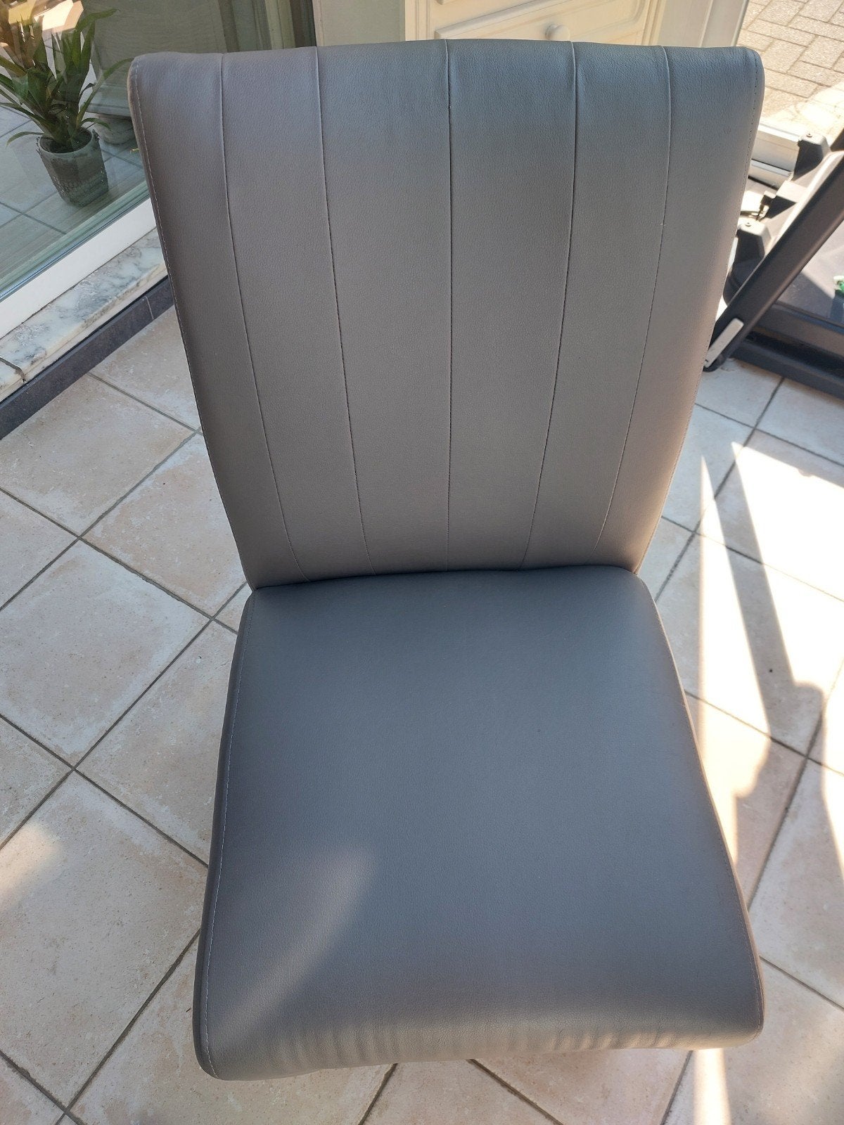 Eetkamerstoelen, Ophalen, Kunststof, Gebruikt, Grijs