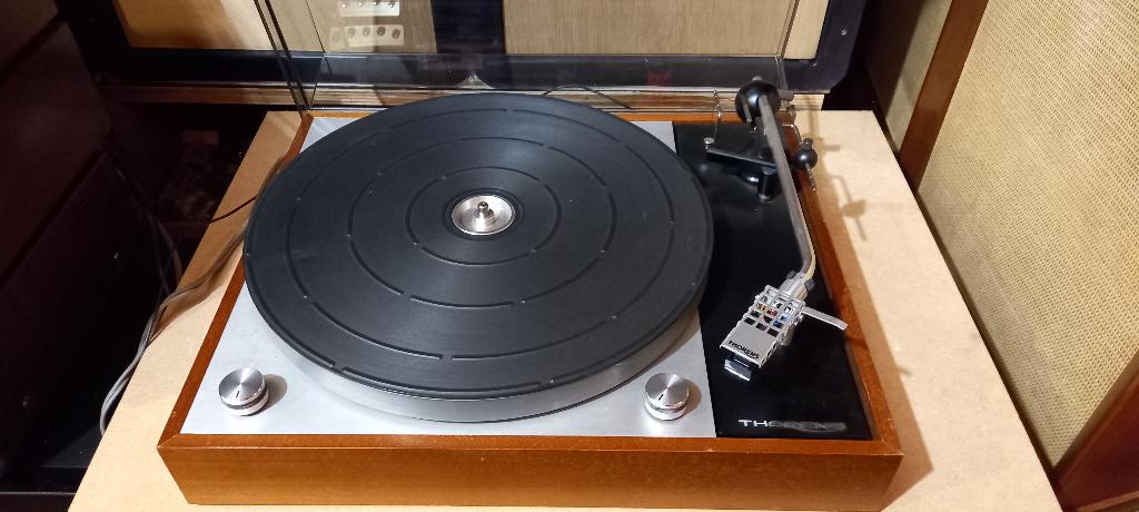 Thorens TD150 MK2, TV, Hi-fi & Vidéo, Enlèvement, Reconditionné, Tourne-disque, Thorens