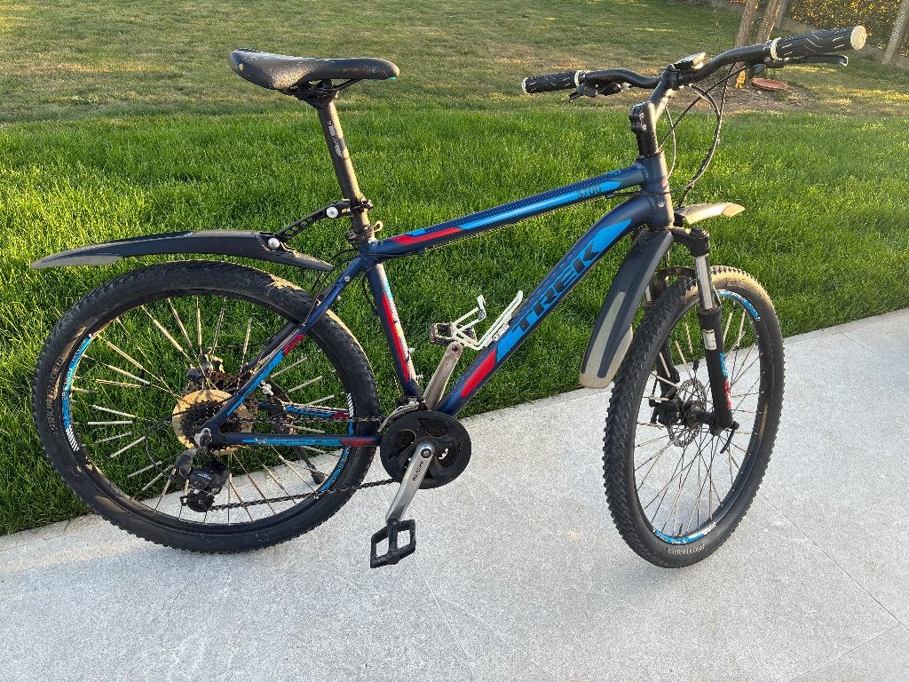 Studentenfiets, mountainbike TREK, flexibele spatborden, alu, Fietsen en Brommers, Ophalen, Gebruikt, Heren, Schijfrem