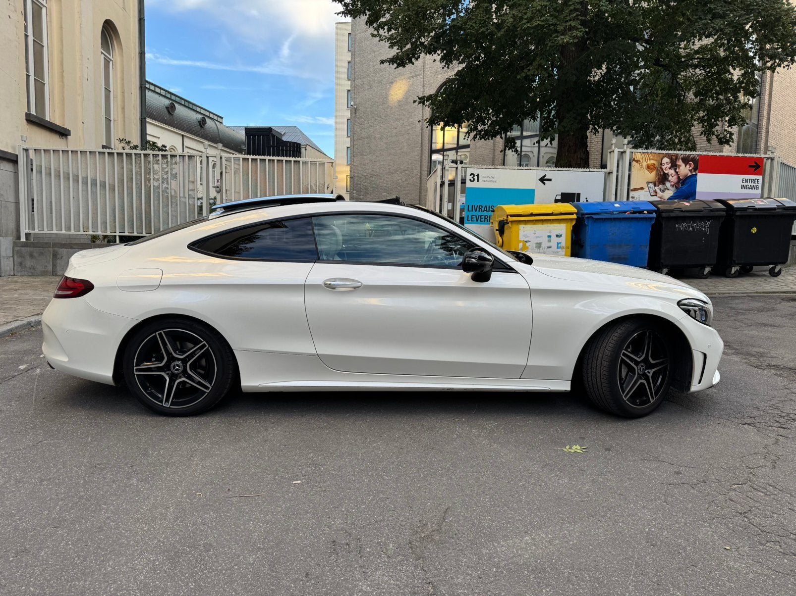 Mercedes-Benz C 200 Amg Line //LED , TOIT PANO , ETC,…, Automaat, Euro 6, Wit, Leder