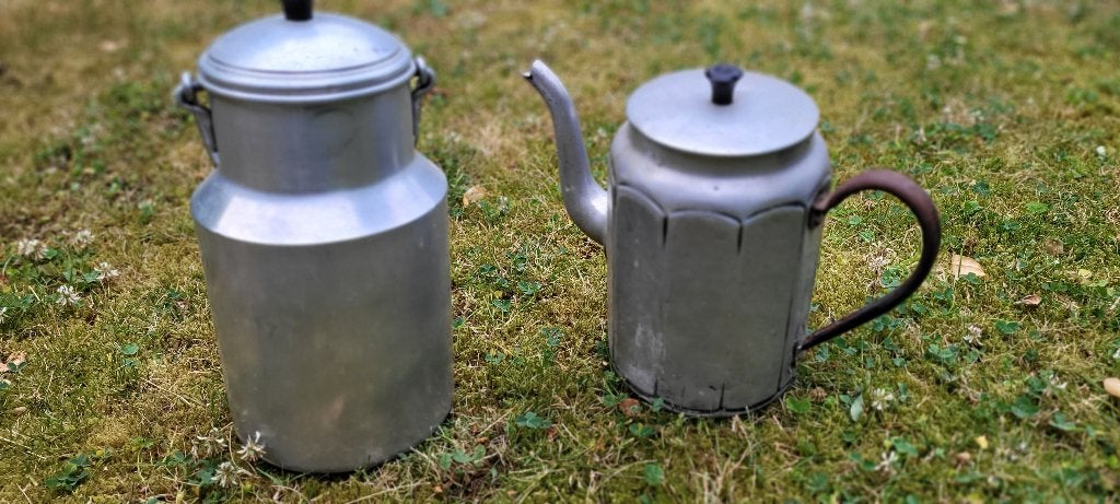 carafe vintage (cafetière) et pot à lait, Antiquités & Art, Enlèvement