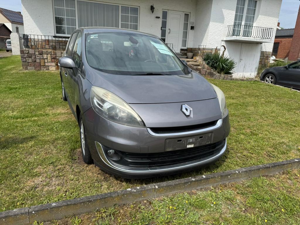Renault Scenic 1.5 Diesel 7 plaats bouwjaar 2012 243.000km, Auto's, Voorwielaandrijving, Euro 5, Stof, Zwart