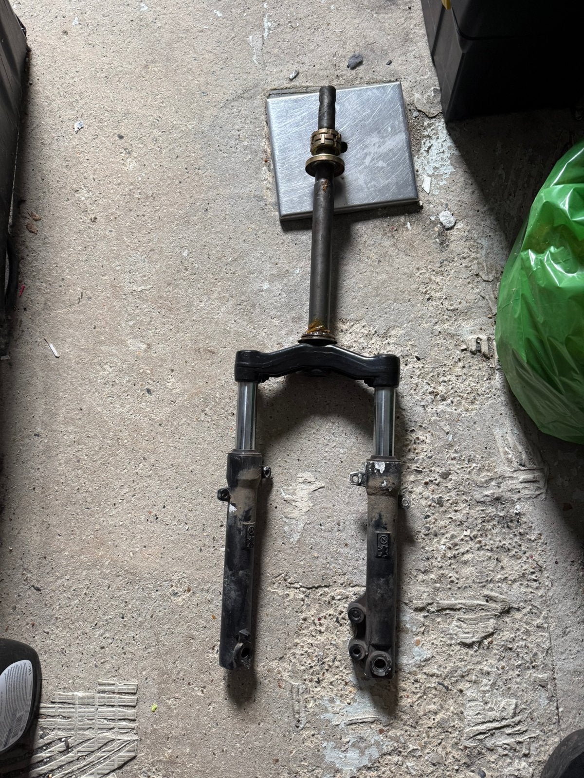 Peugeot kisbee Voorvork, Enlèvement, Comme neuf, Peugeot