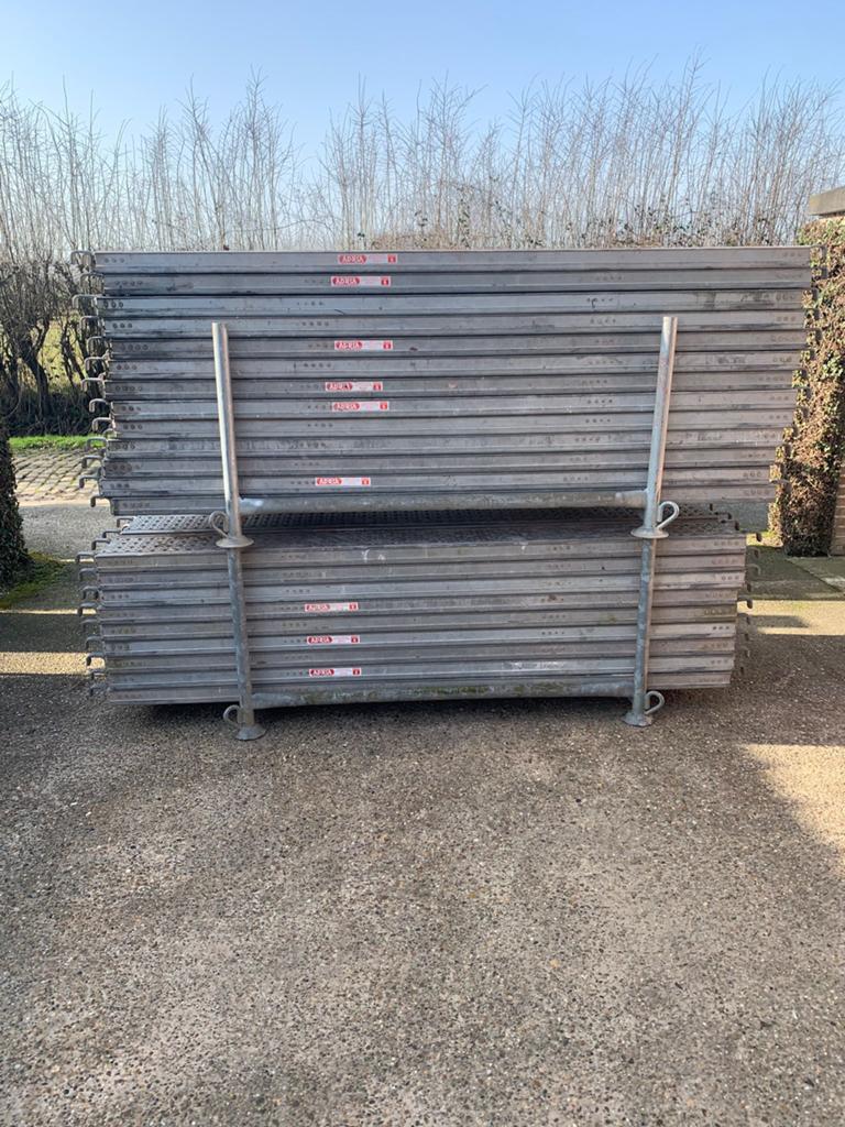 Stelling Adria, Doe-het-zelf en Bouw, Ophalen, Zo goed als nieuw, Gevelsteiger, 5 meter of hoger