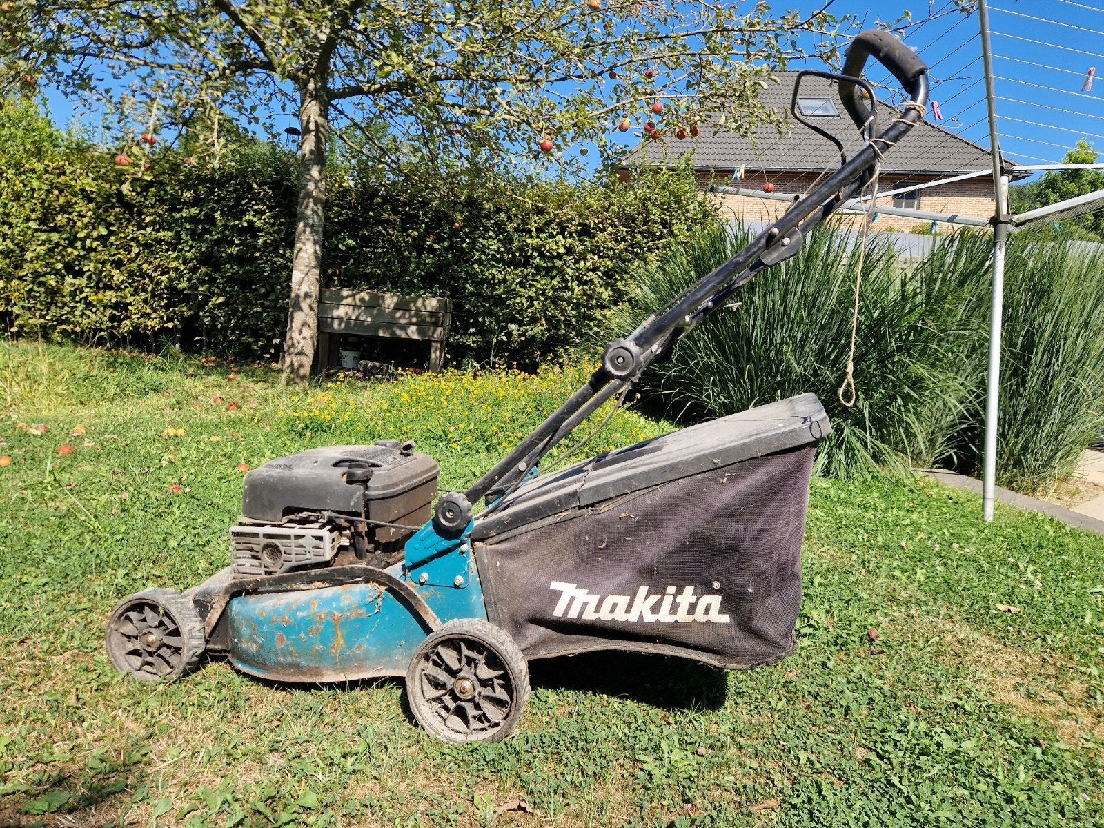 Moteur à essence pour tondeuse à gazon Marita, Enlèvement, Utilisé, Sac de ramassage