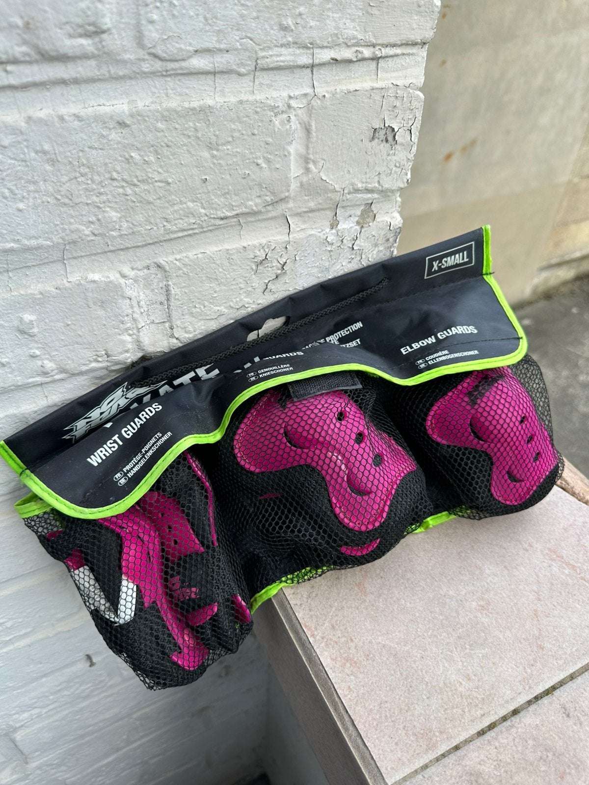 Protections vélo- skate- roller enfant, Enlèvement, Neuf, XS, Fille
