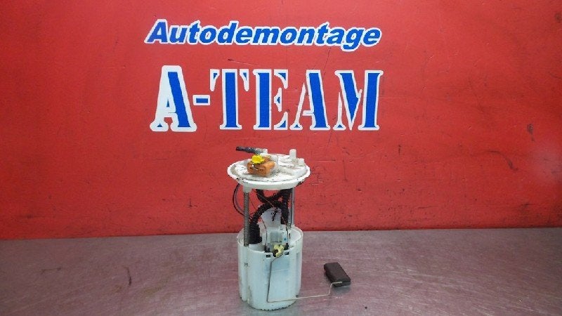 BRANDSTOFPOMP Fiat Stilo (192A / B) (01-2001/04-2007), Robert Bosch AG, Gebruikt, Fiat, Robert-Bosch-Allee 1
74232  Abstatt, DE