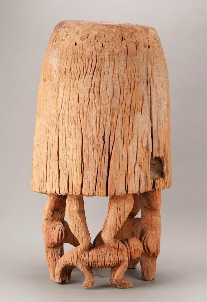 Important Tambour Bamiléké Afrique ex collection privée, Antiquités & Art, Enlèvement