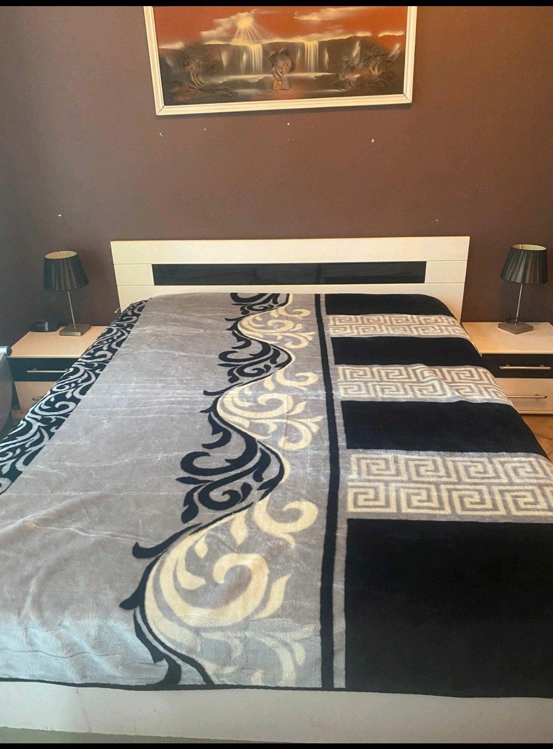 chanbre accouché lit double avec 2 coiffeuse sans armoir, Enlèvement