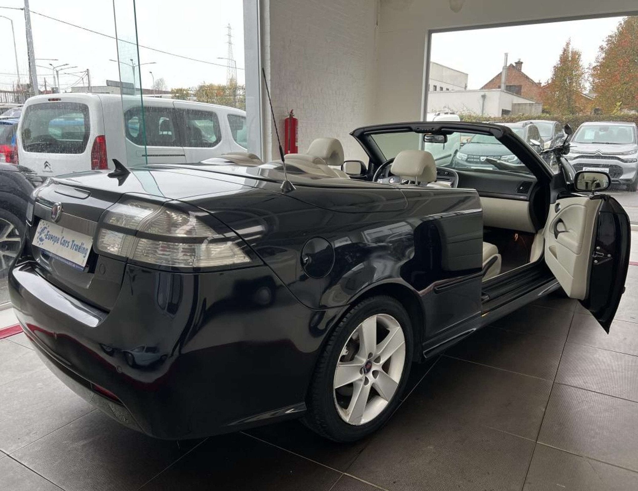Saab 9-3 VECTOR 1.9TID 150CH BVA CAB CABRIO DISTRIBUTION OK, Autos, Cuir, Achat, Entreprise, Cabriolet