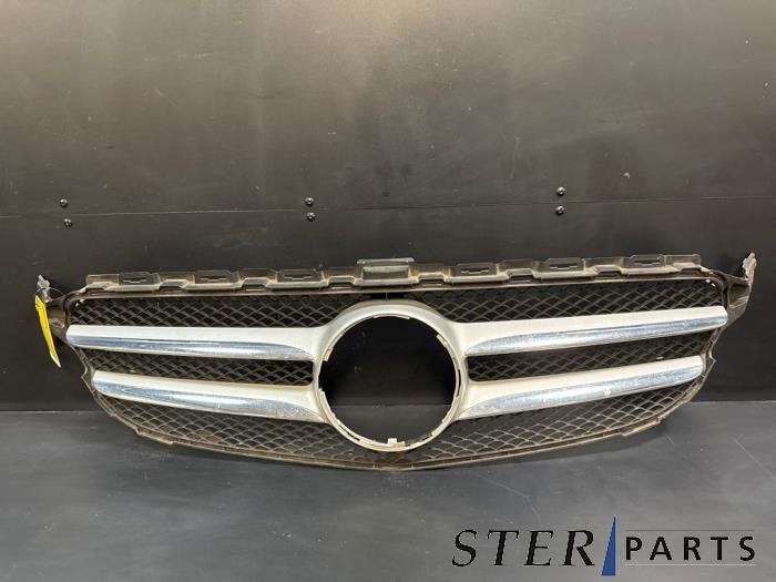 Grille van een Mercedes C-Klasse (9982), Gebruikt, -, Ophalen of Verzenden, -