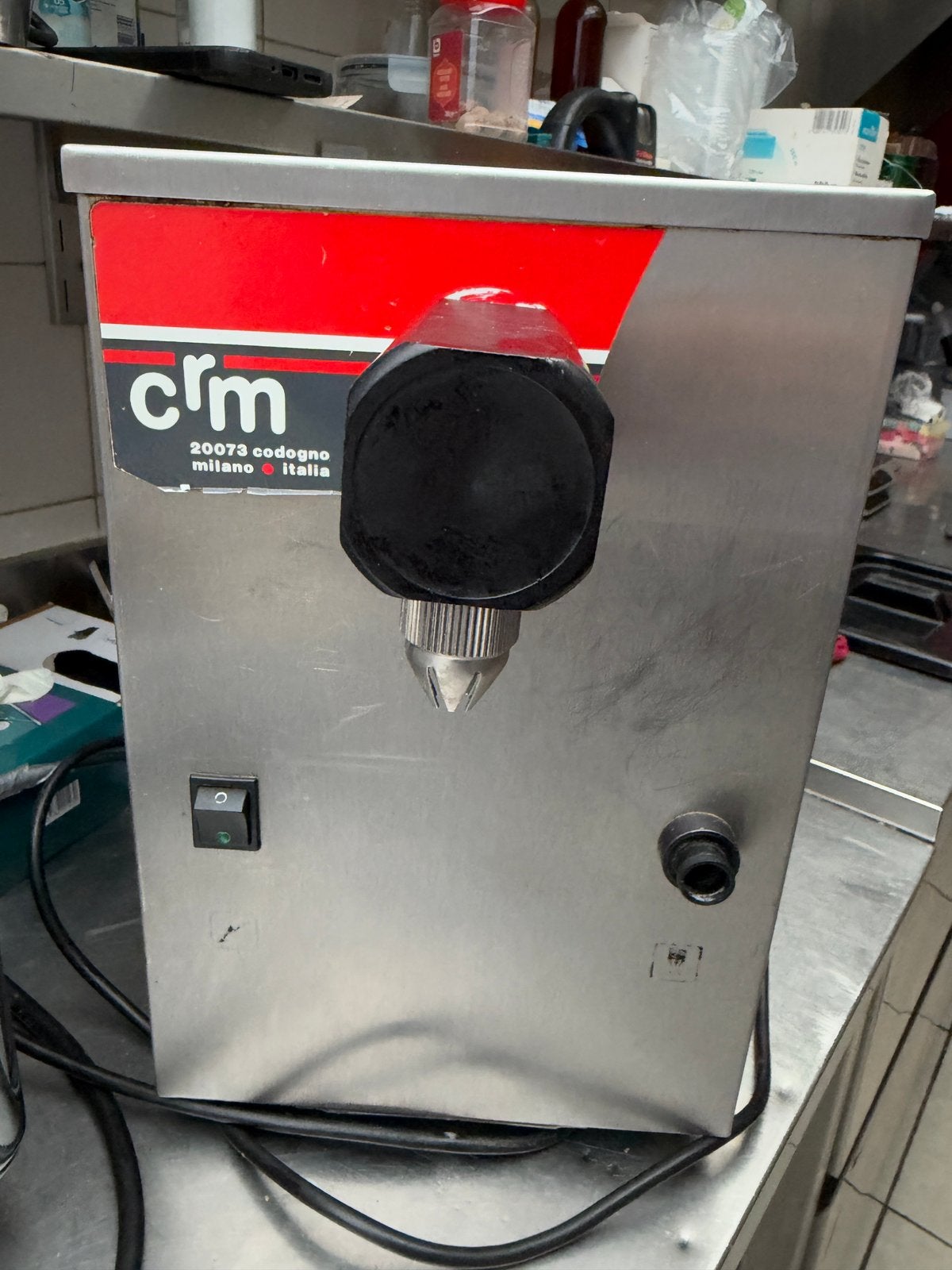 CRM E2 professionele slagroommachine, Ophalen