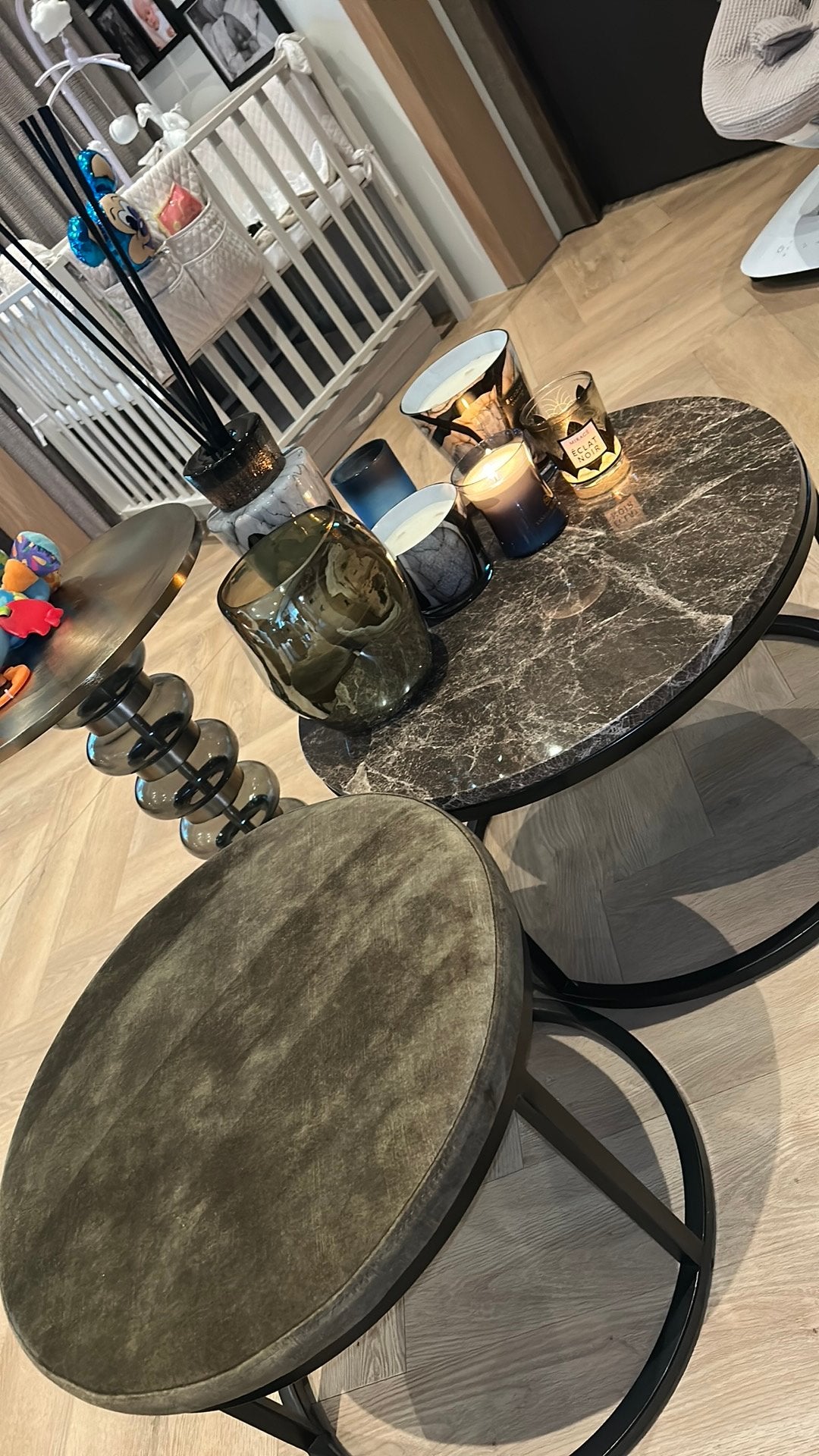 Marrneren bruin tafel dia 60 cm, Huis en Inrichting, Ophalen, Overige materialen, Gebruikt, 50 tot 100 cm
