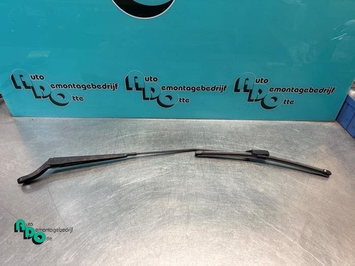 Ruitenwisserarm voor van een Renault Twingo (Twingo 07-), Gebruikt, -, Renault, -