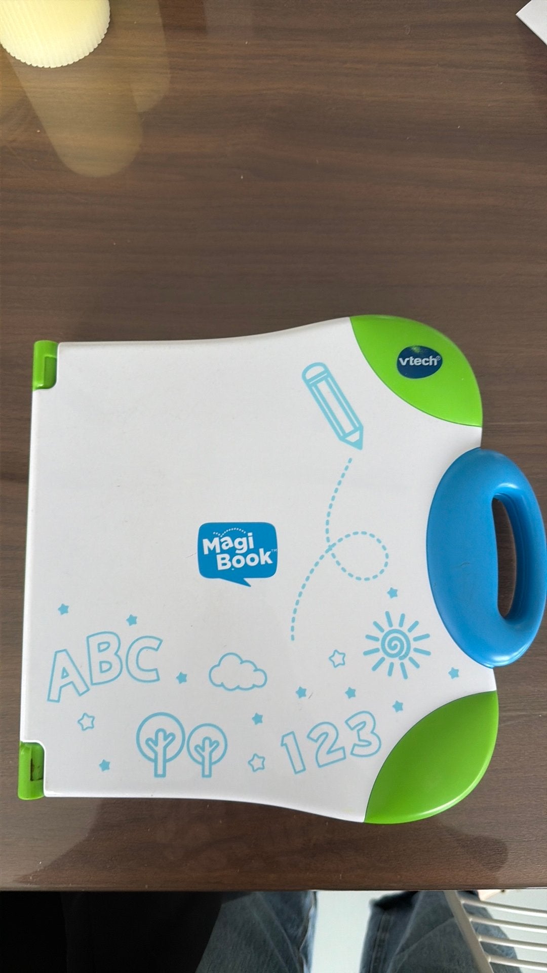 MagiBook inclusief 4 boekjes, Ophalen, Gebruikt, 4 tot 6 jaar