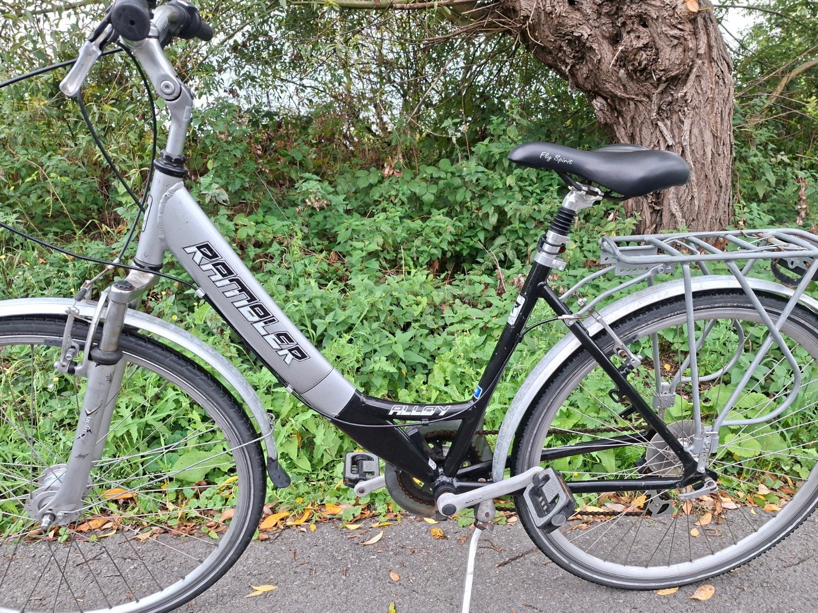 damesfiets te koop, Fietsen en Brommers, Overige merken, (Extra) lage instap, Zo goed als nieuw, Schijfrem