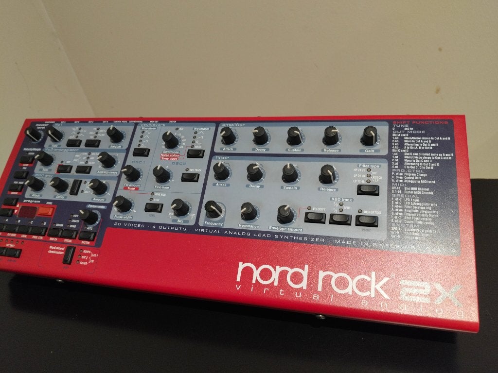 Clavia Nord Rack 2X, Muziek en Instrumenten, Ophalen