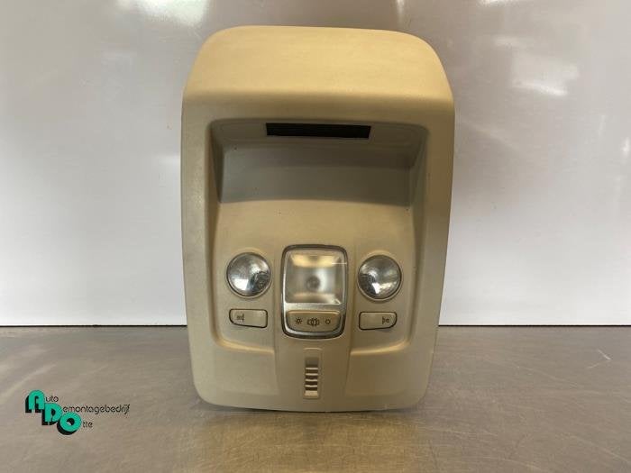 Eclairage intérieur avant d'un Citroen C4 Cactus (C4 Cactus, -, 3 mois de garantie, Utilisé, -