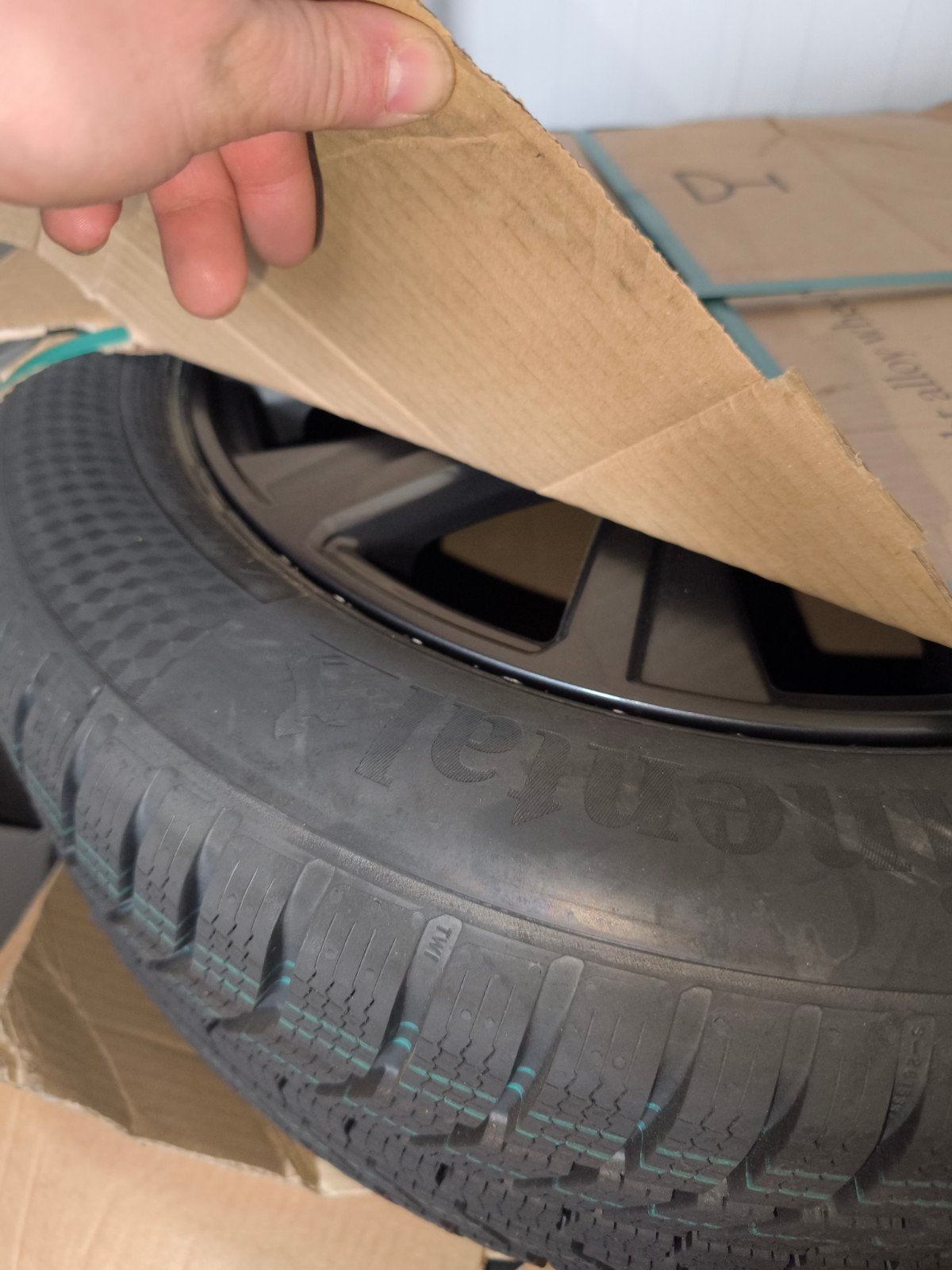 WINTERKIT Ford Puma 215/55R17 98H, Enlèvement, Pneu(s)