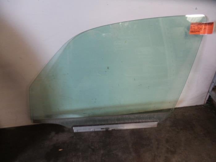 Portierruit 4Deurs links-voor van een Opel Meriva (Meriva 03, Gebruikt, -, -, Opel