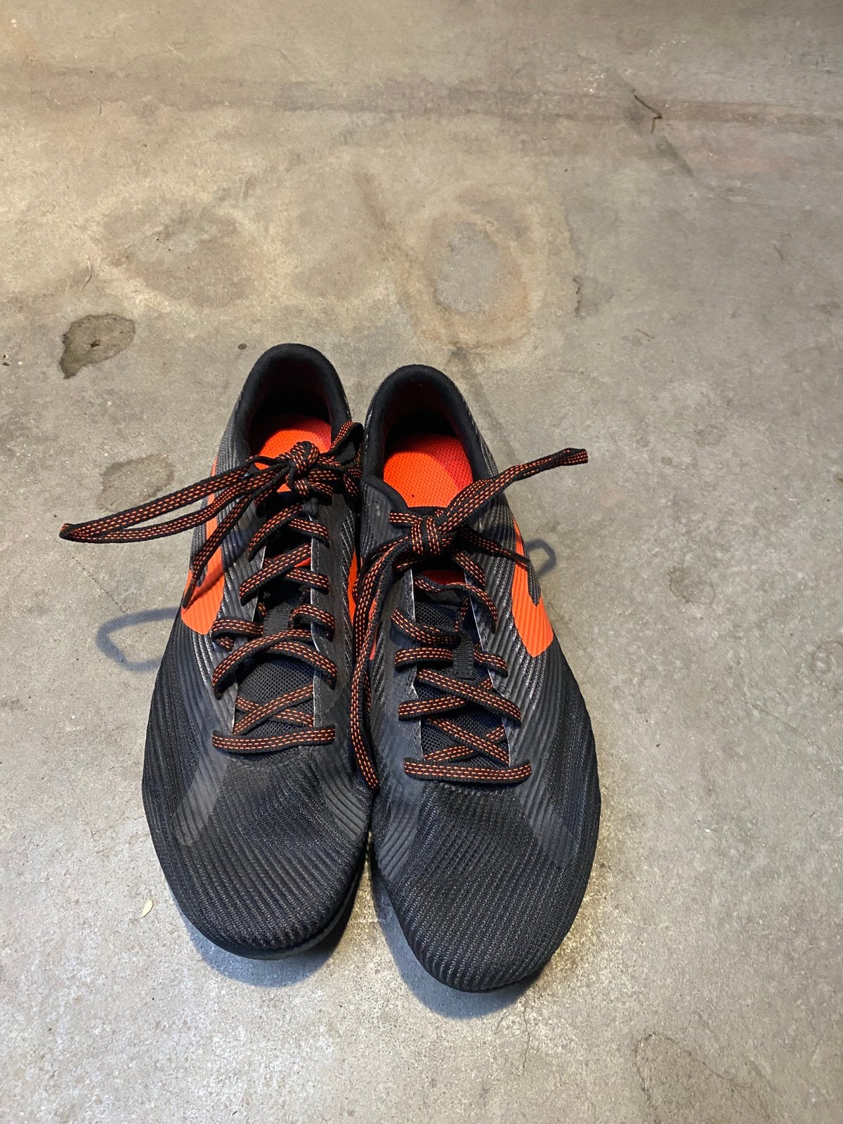 Atletiekschoenen met spikes, Ophalen of Verzenden, Zo goed als nieuw, Spikes