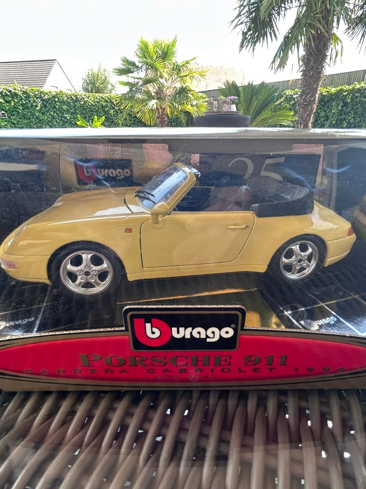 Burago Porsche 911 1/18, Hobby & Loisirs créatifs, Enlèvement, Comme neuf, Burago