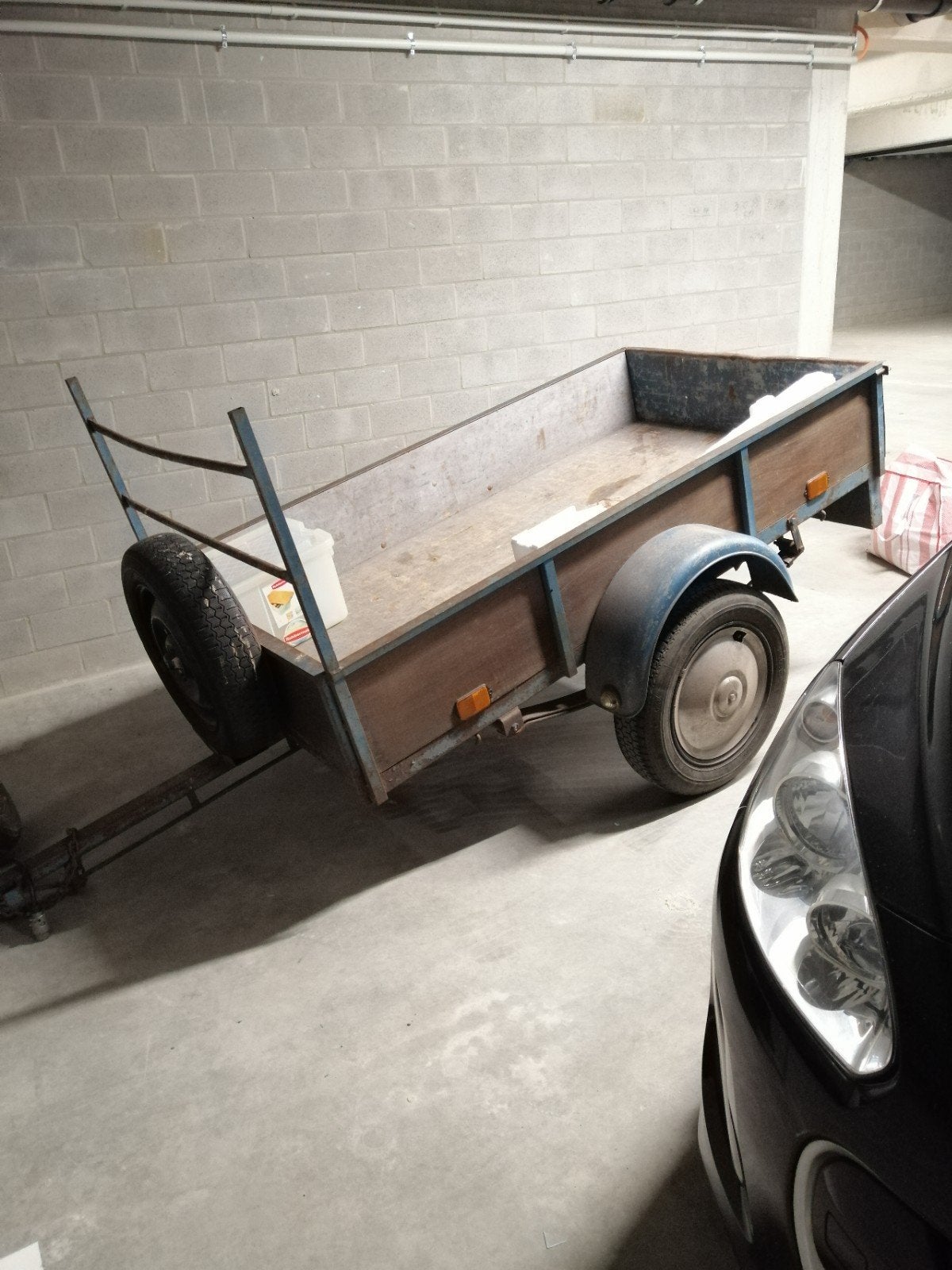 Aanhangwagen, Ophalen