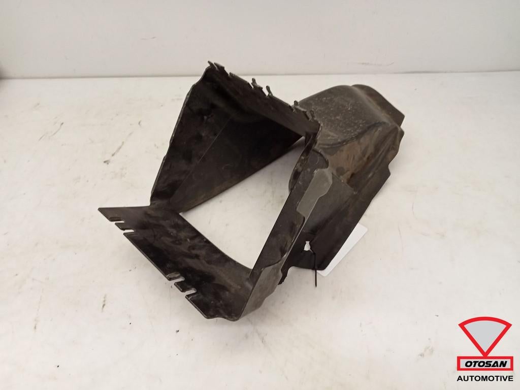 Audi RS6 C7 4G Luchtgeleider Extra Radiateur 4G0121674B, Auto-onderdelen, Gebruikt, AUDI AG, Auto-Union-Strasse 1
85045  Ingolstadt, DE
