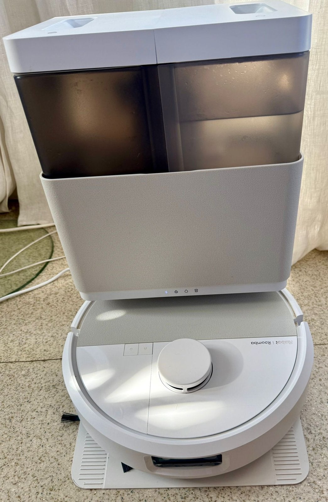 iRobot Roomba Combo 10 Max met AutoWash-basisstation, Elektronische apparatuur, Ophalen, Zo goed als nieuw