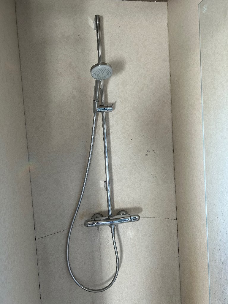 Thermostatische kraan met doucheset Hansgrohe, Doe-het-zelf en Bouw, Ophalen, Gebruikt, Chroom, Douche