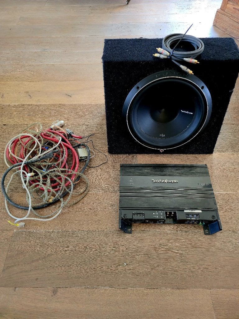Woofer met versterker Rockford punch en radio kenwood, Ophalen, Gebruikt