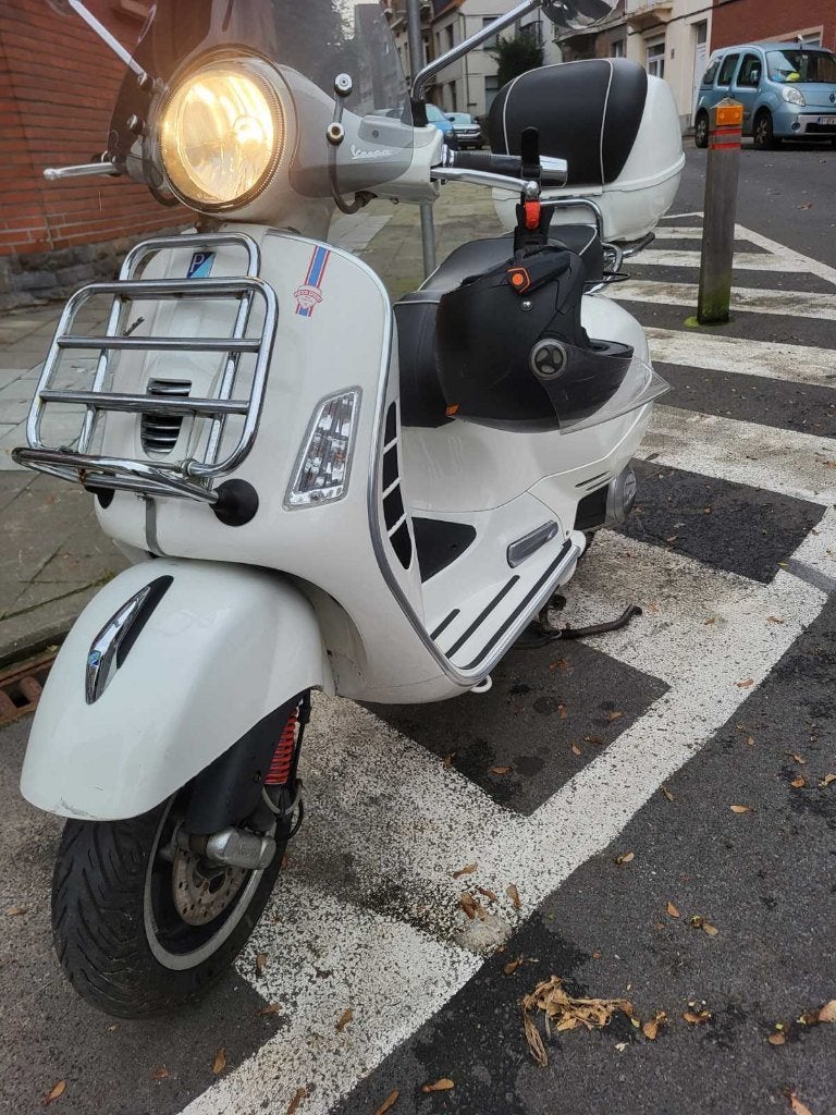Vespa GTS Sport 125cc, Ophalen, Gebruikt, Overige modellen, 125 cc