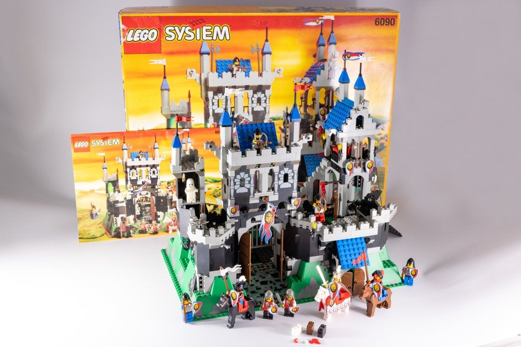 LEGO Castle 6090 Le château du chevalier royal (1995), Instructions incluses, Enlèvement ou Envoi, Lego, Ensemble complet
