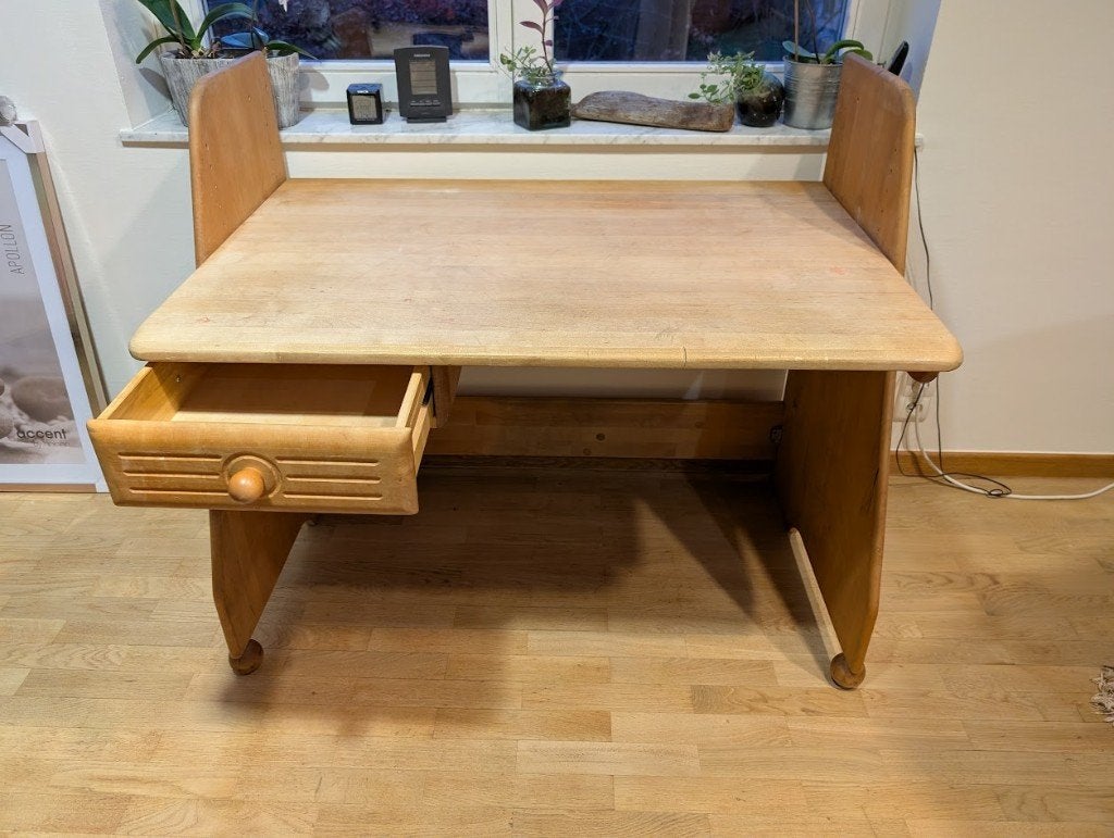 Bureau ergonomique en chêne huilé clair pour enfant, Autres marques, 110 cm, Utilisé, Bureau enfant