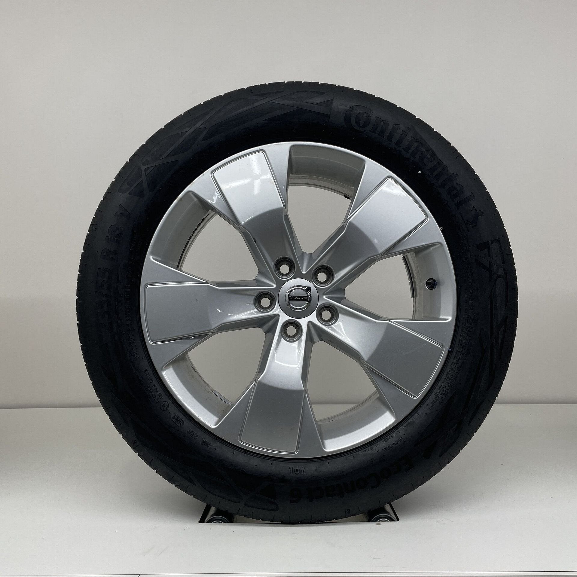 Volvo XC40 - 18 inch - zomerbanden, 18 inch, Gebruikt, Banden en Velgen, Ophalen of Verzenden