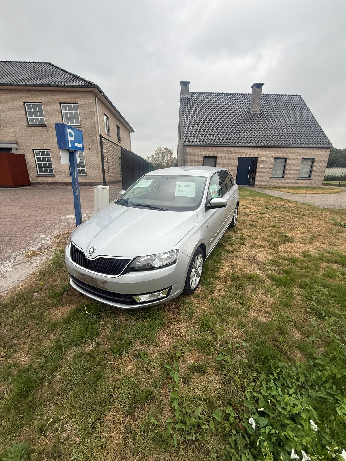 Škoda Rapid, Autos, Skoda, Argent ou Gris, Achat, Euro 6, Boîte manuelle