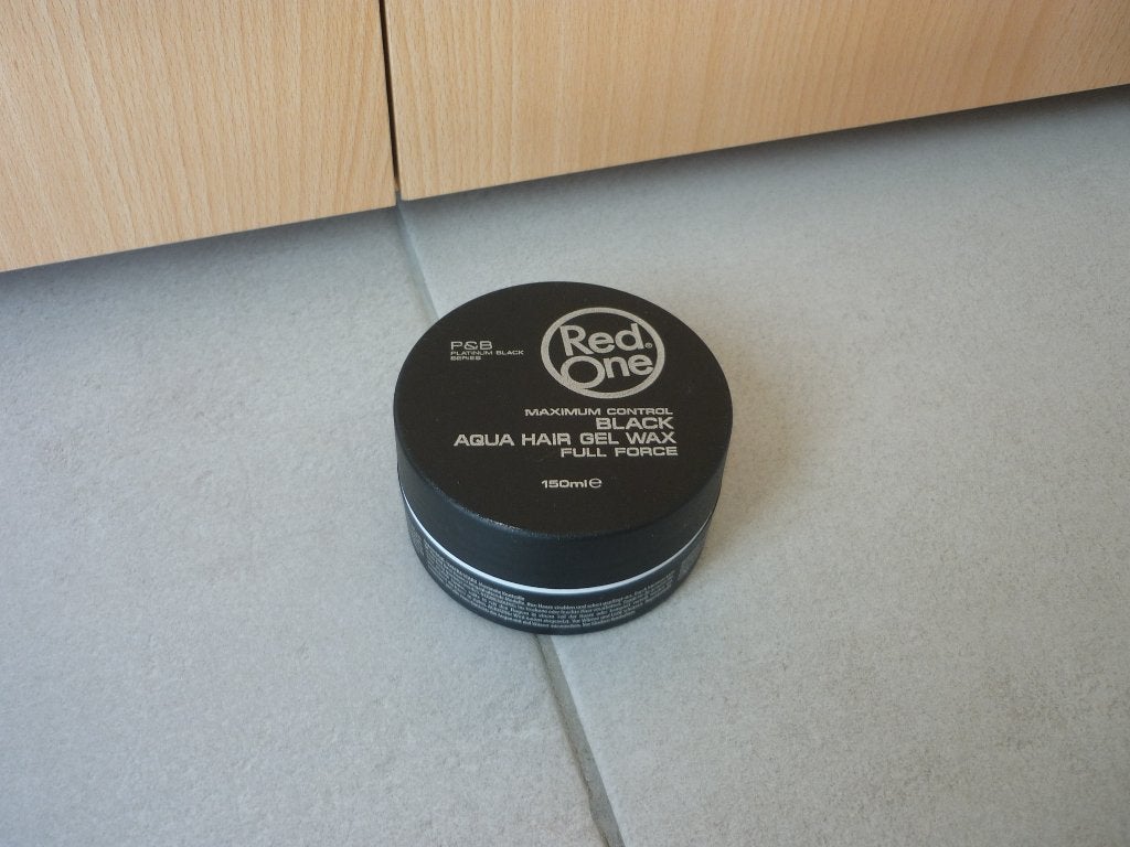 Gratis Red One Aqua hair gel wax, Ophalen