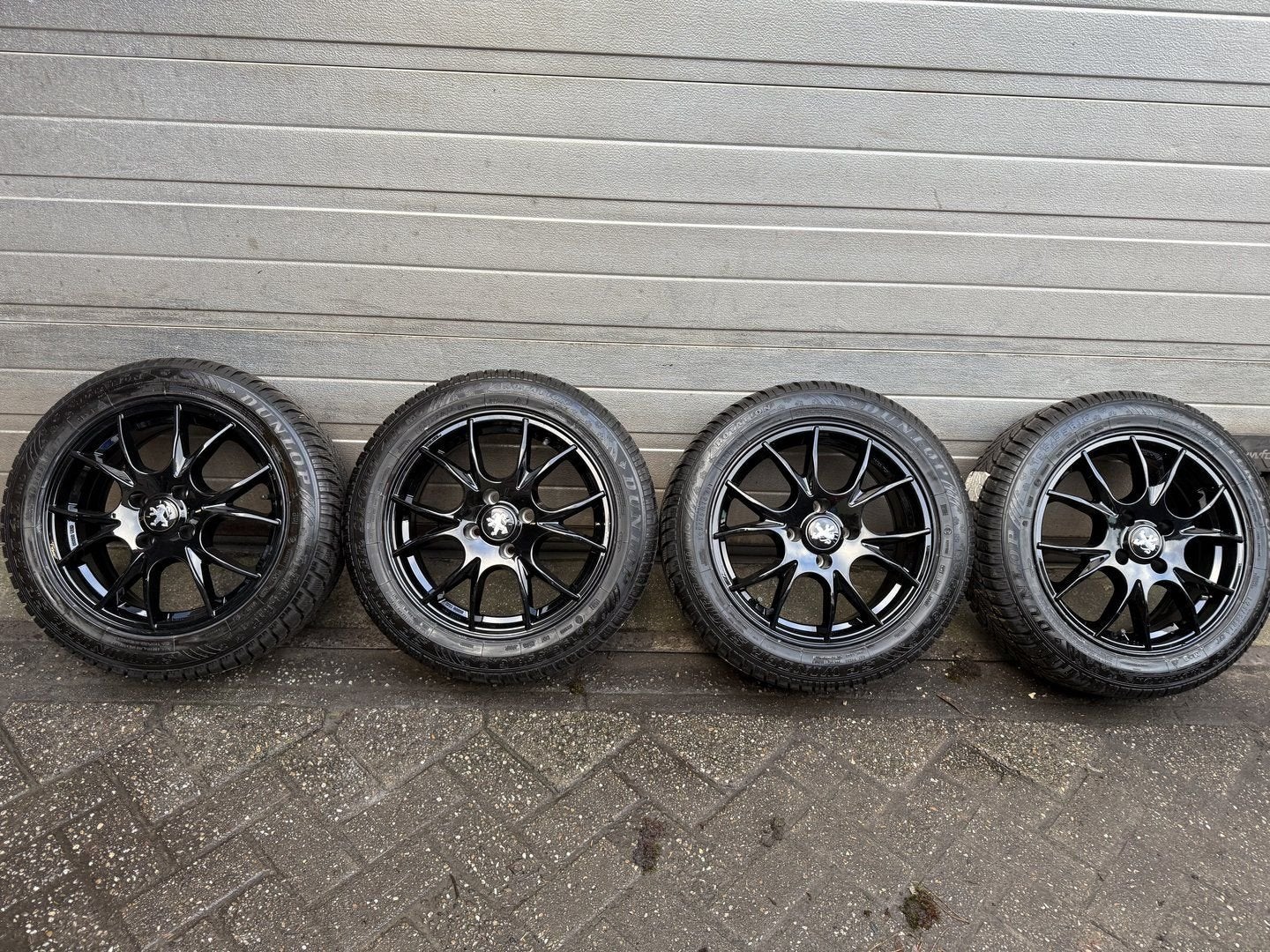 16 jantes pour Citroën C3, C4, Opel Corsa, Peugeot 2008, 208, Autos : Pièces & Accessoires, Neuf, Pneus et Jantes, Pneus hiver