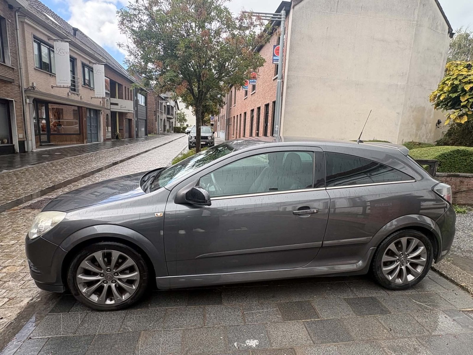 Opel Astra GTC 1.7 diesel, 6 versnellingen, jaar 2011, Auto's, Diesel, Particulier, Astra, Te koop