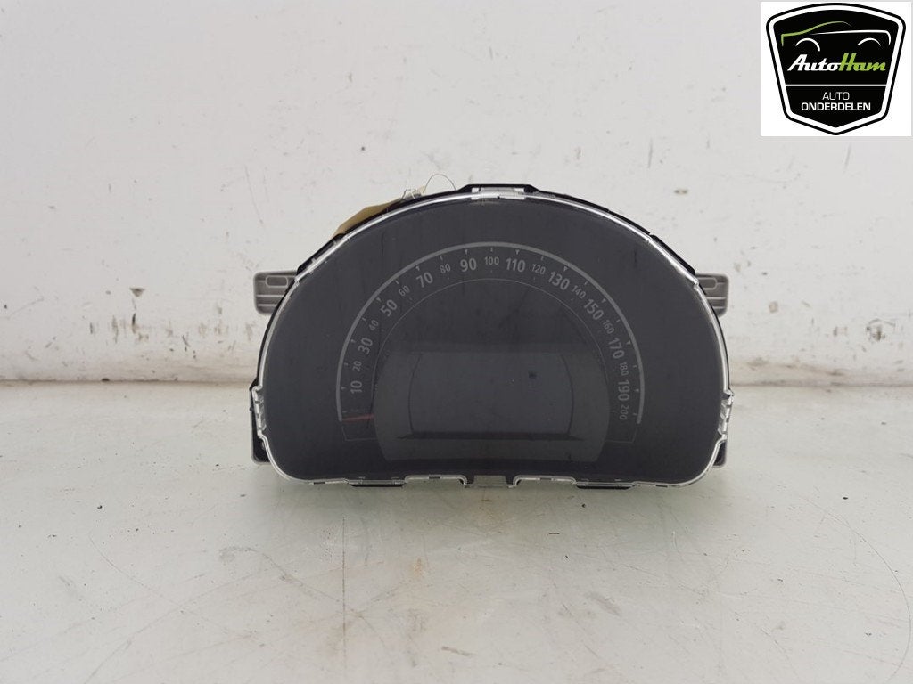 COCKPIT Renault Twingo III (AH) (01-2014/07-2024), Amalienbadstr. 41a
76227  Karlsruhe, DE, Visteon Electronics Germany GmbH, Gebruikt